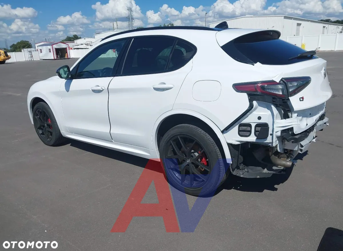 Alfa Romeo Stelvio 2.0 Turbo Veloce TI Q4 - 6