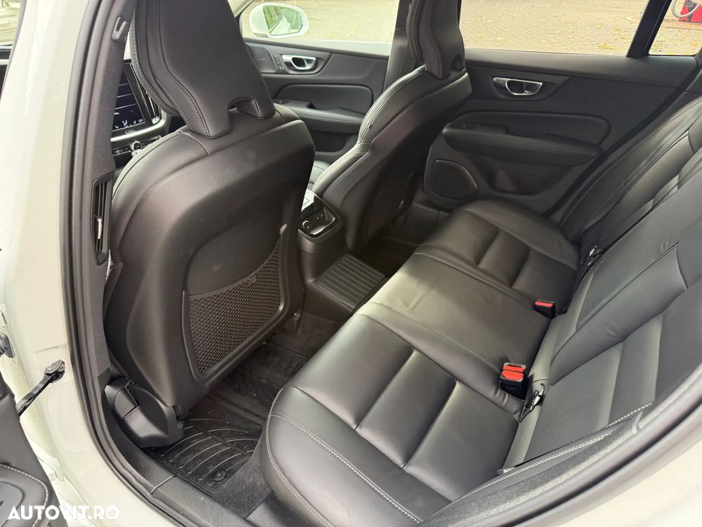 Volvo V60 - 16