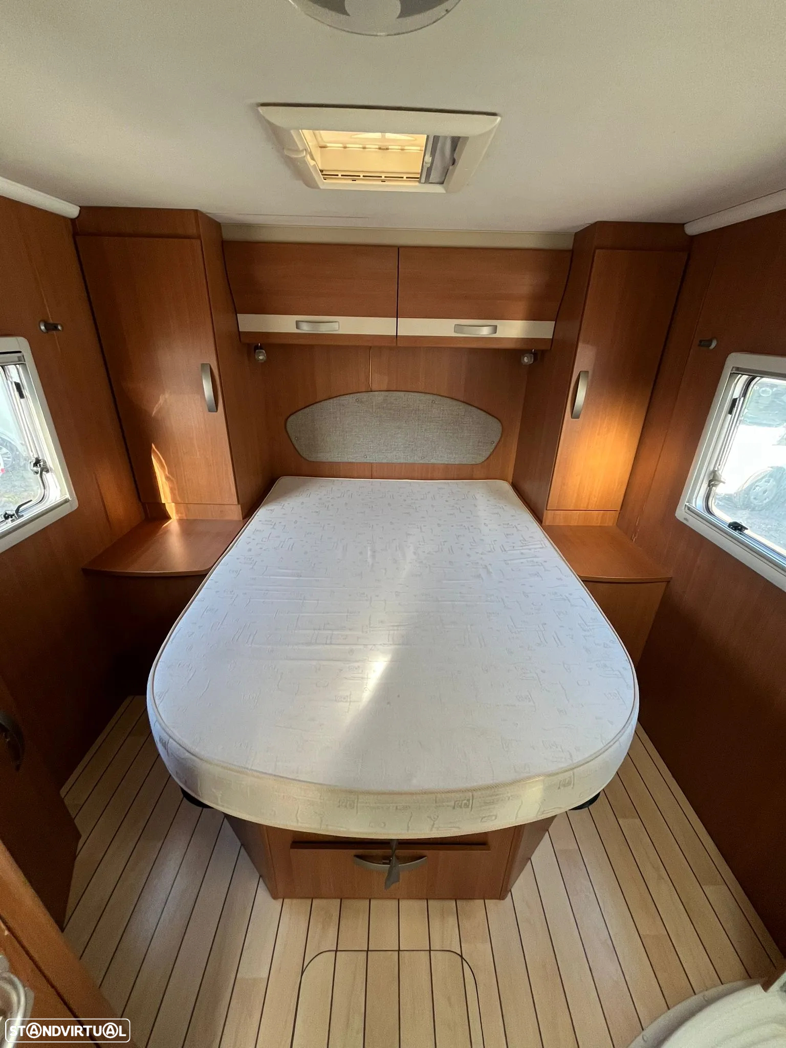 Pilote Aventura 740 - 12