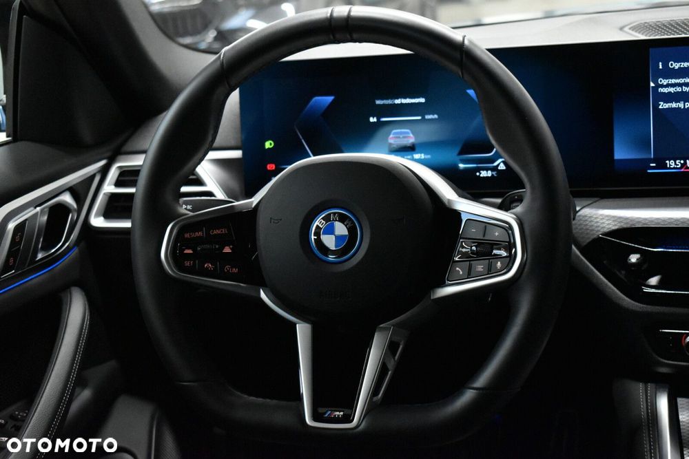 BMW i4 - 14