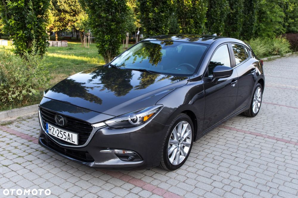 Mazda 3 - 5