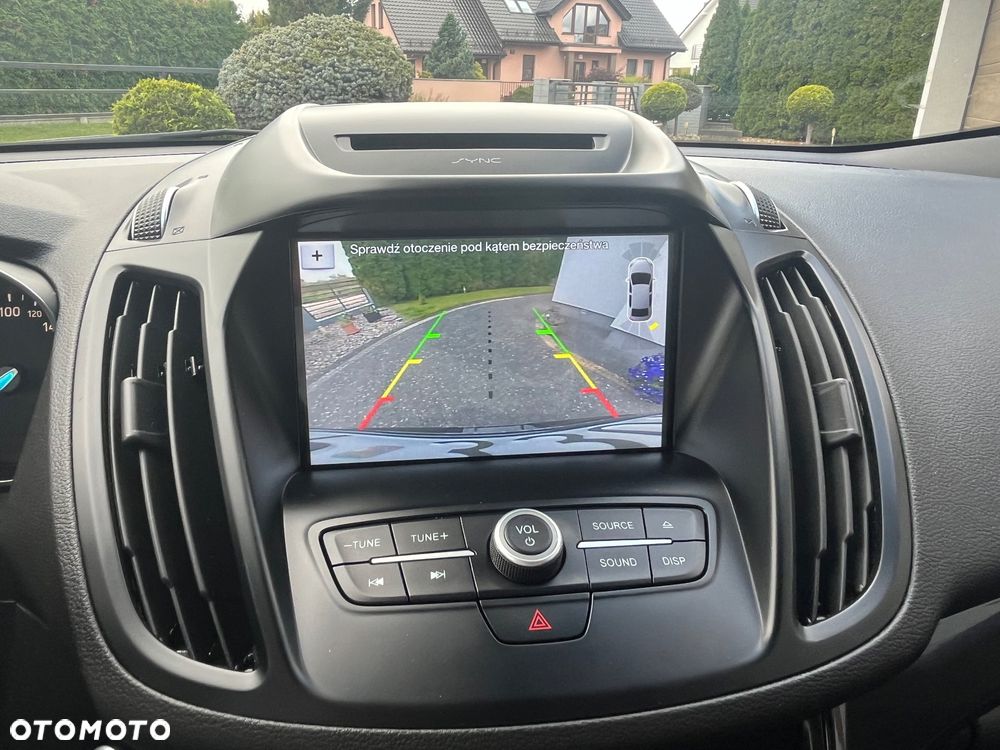 Ford Kuga - 19