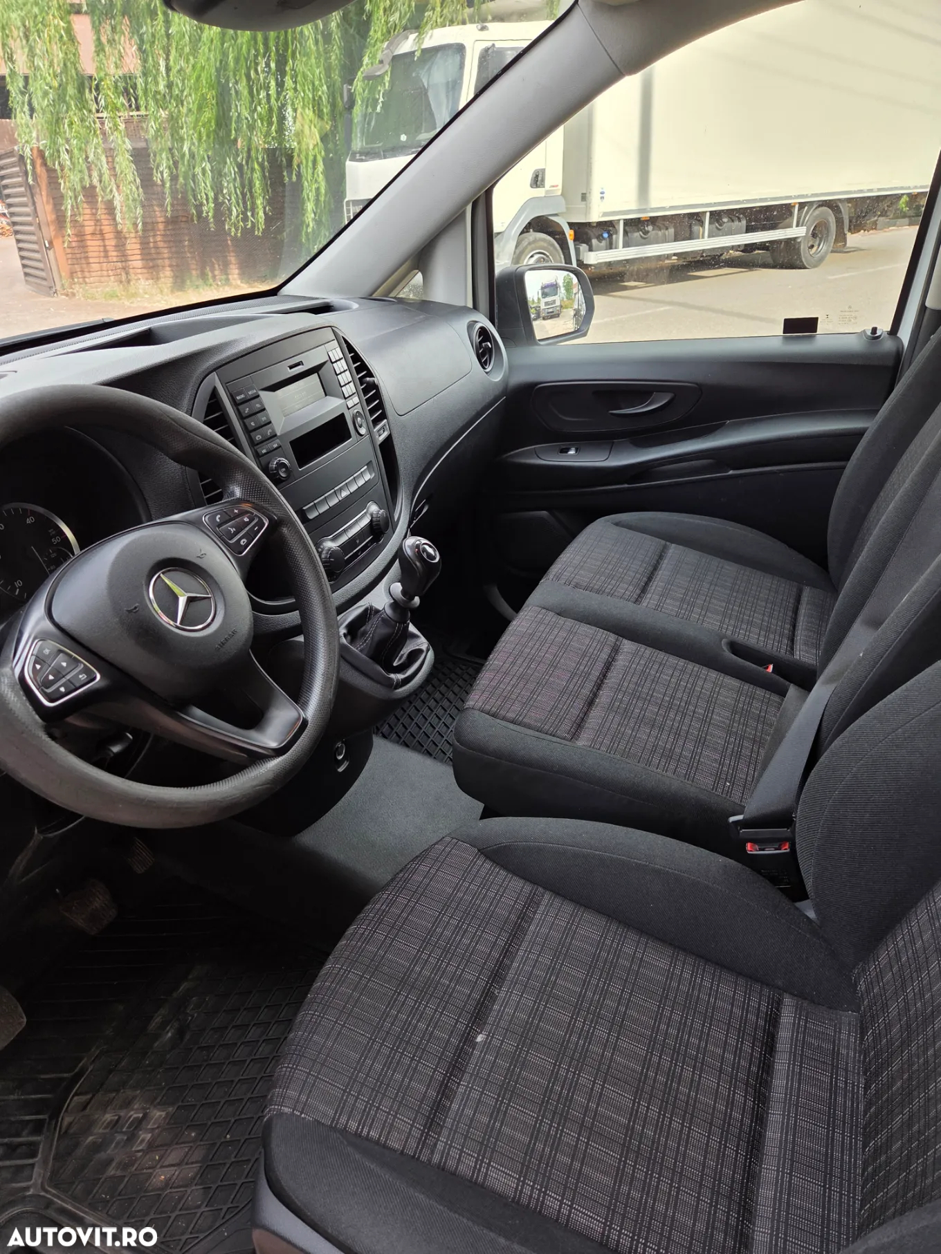 Mercedes-Benz Vito - 39