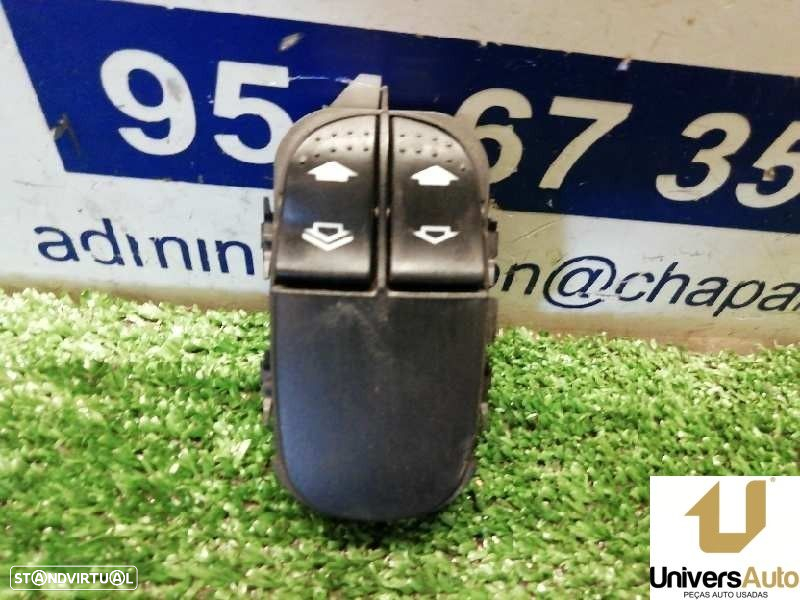 COMANDO ELEVADOR DE VIDRO FRONTAL DIREITO FORD FOCUS 2002 - - 3