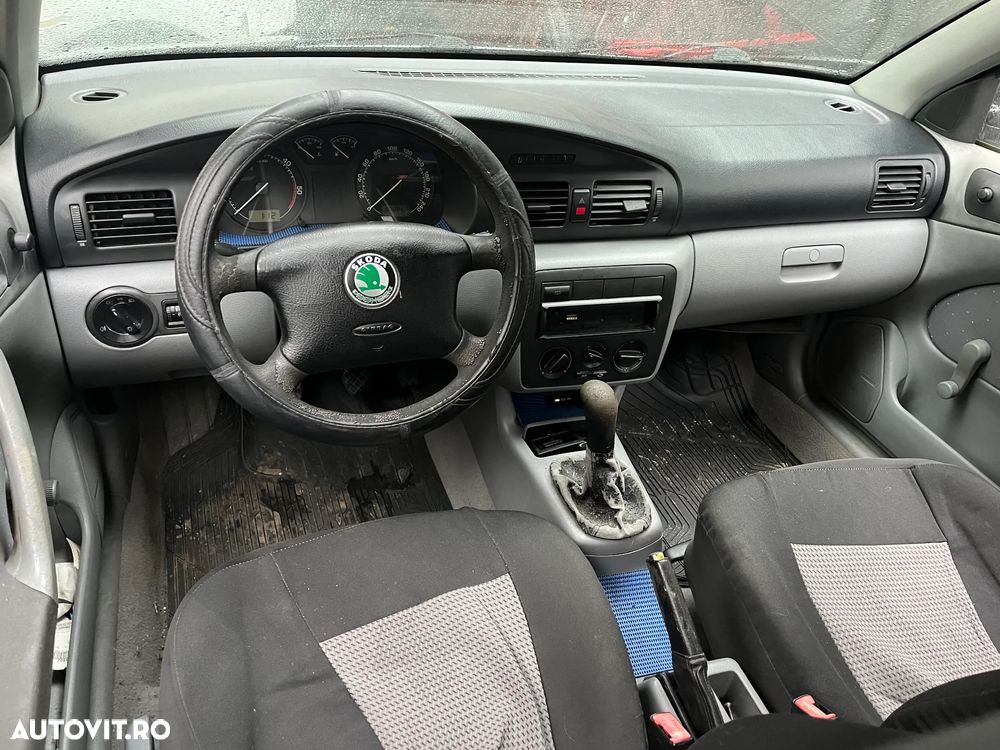 Dezmembrez Skoda Octavia 1 tour 2003 gri bleo 1,9 ALH - 5