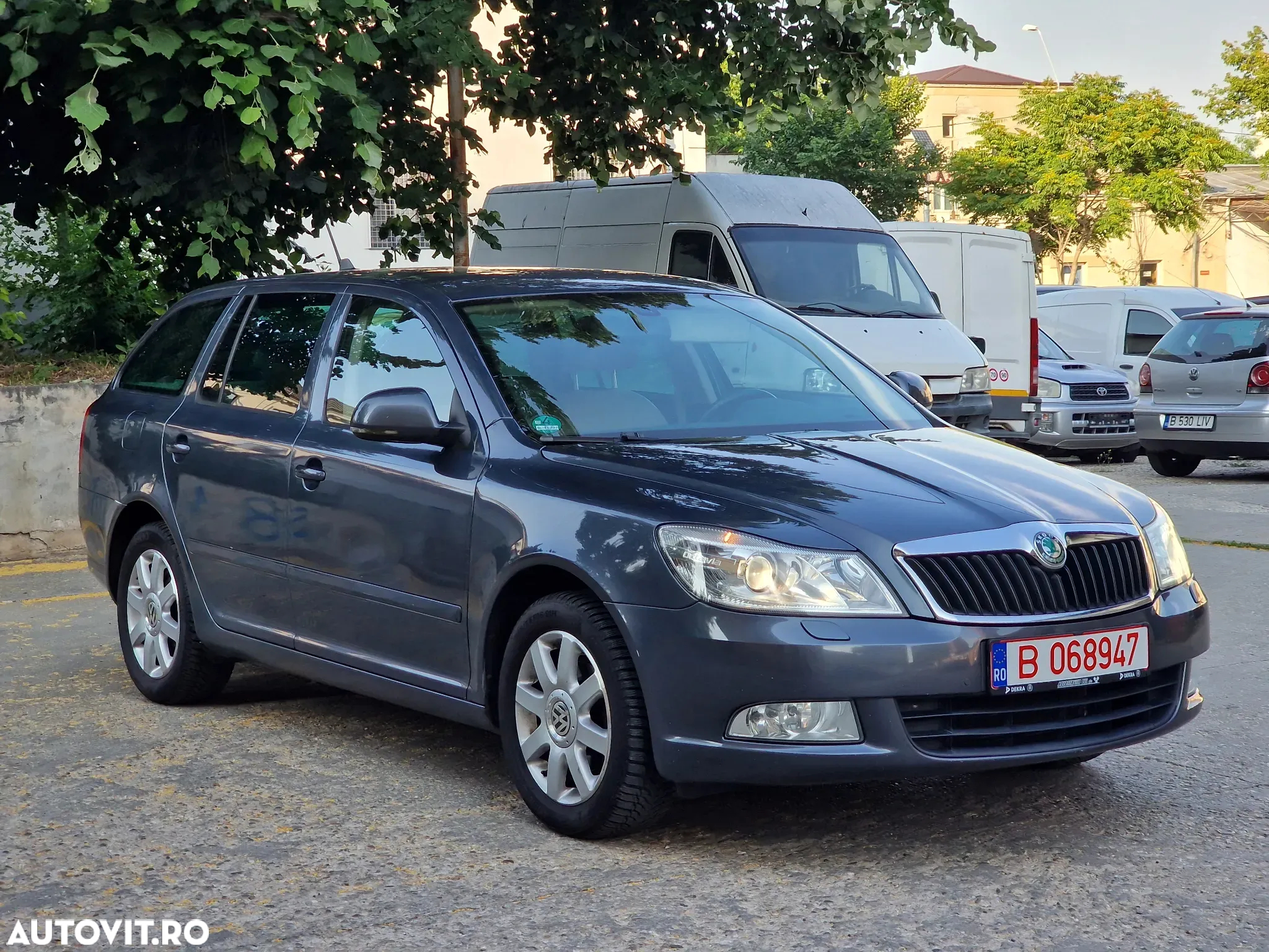 Skoda Octavia 1.6 TDI DPF DSG Elegance - 4