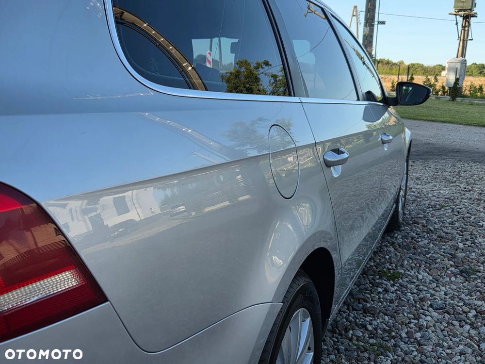 Volkswagen Passat Variant 2.0 TDI BlueMotion Technology Comfortline - 16