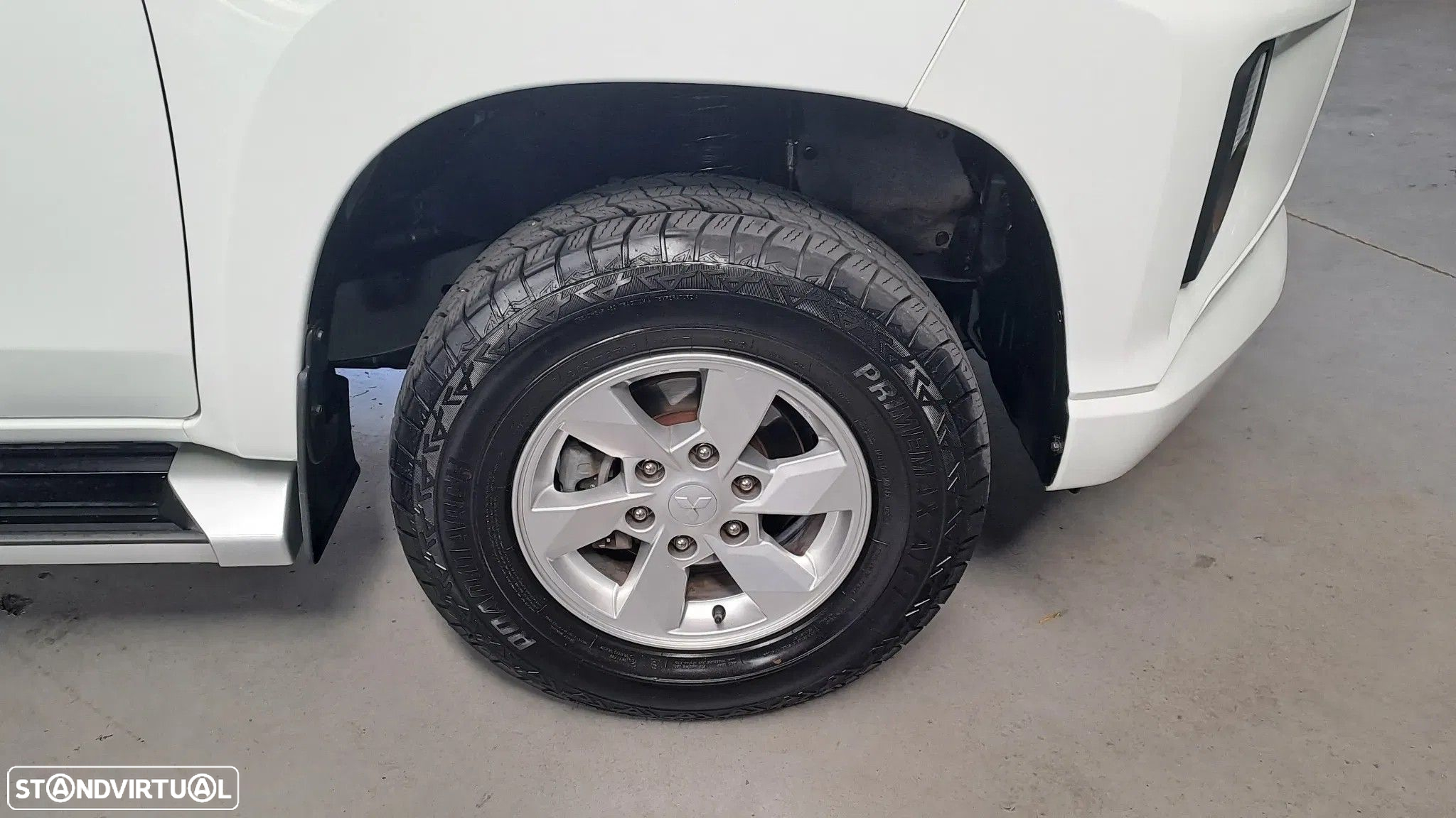Mitsubishi L200 2.3 DI-D Space Cab Invite 4WD - 9