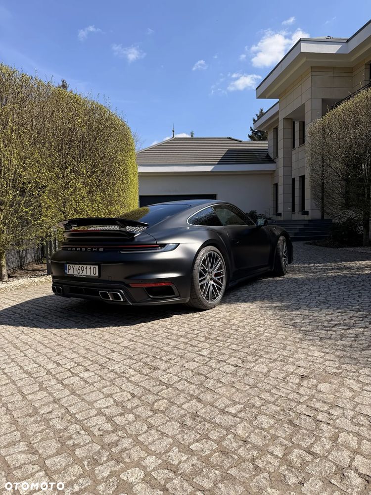Porsche 911 Turbo - 6