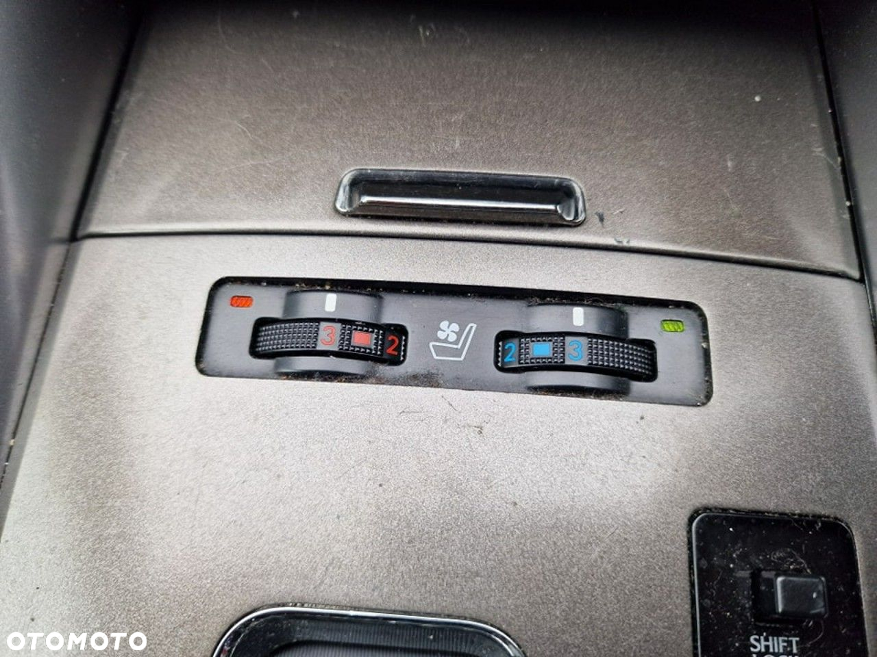 Lexus IS - 24