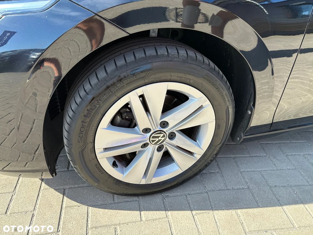 Volkswagen Golf - 30