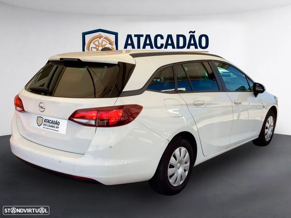Opel Astra Sports Tourer - 10
