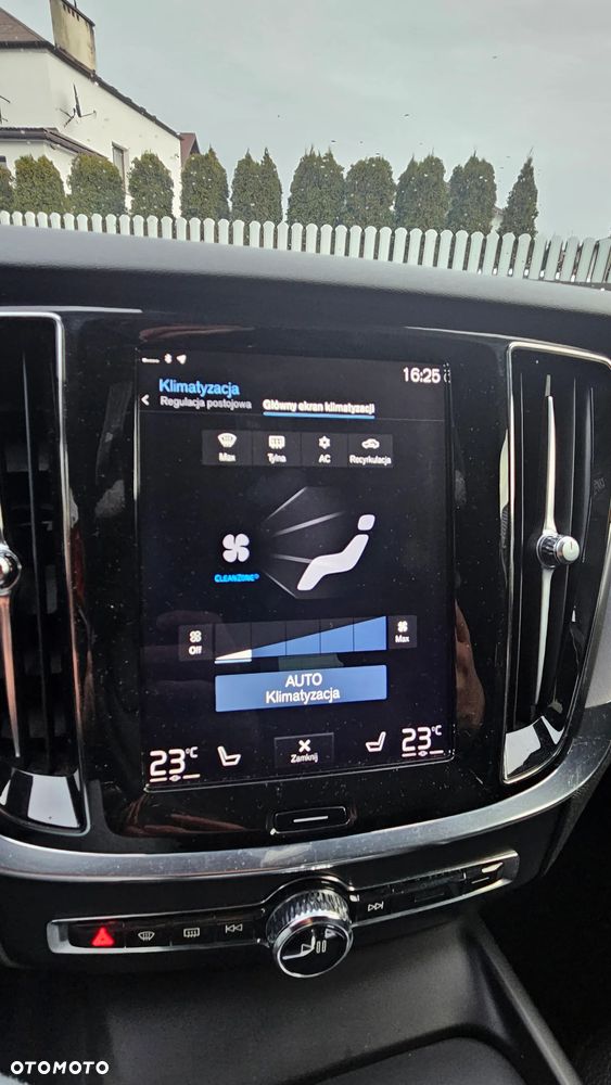 Volvo V60 D3 Momentum Pro - 29