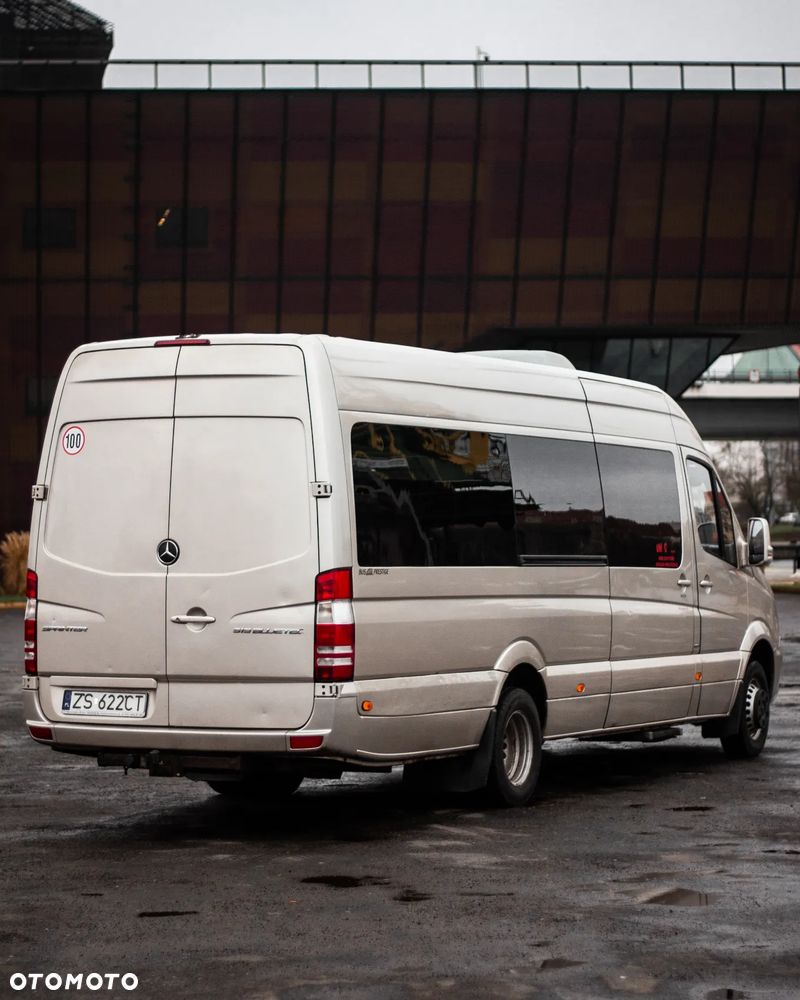 Mercedes-Benz SPRINTER - 8