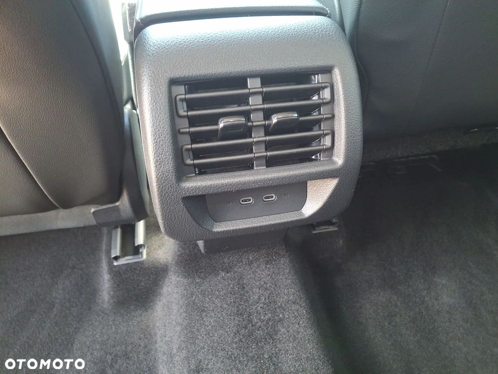 Volkswagen Caddy - 23