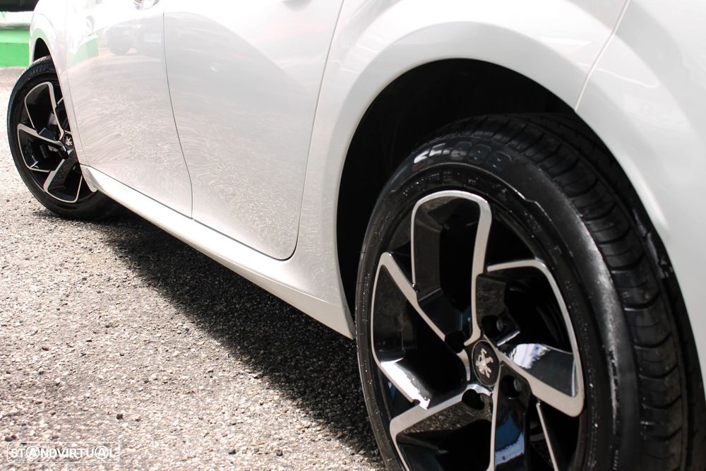 Peugeot 208 1.2 PureTech Active - 43