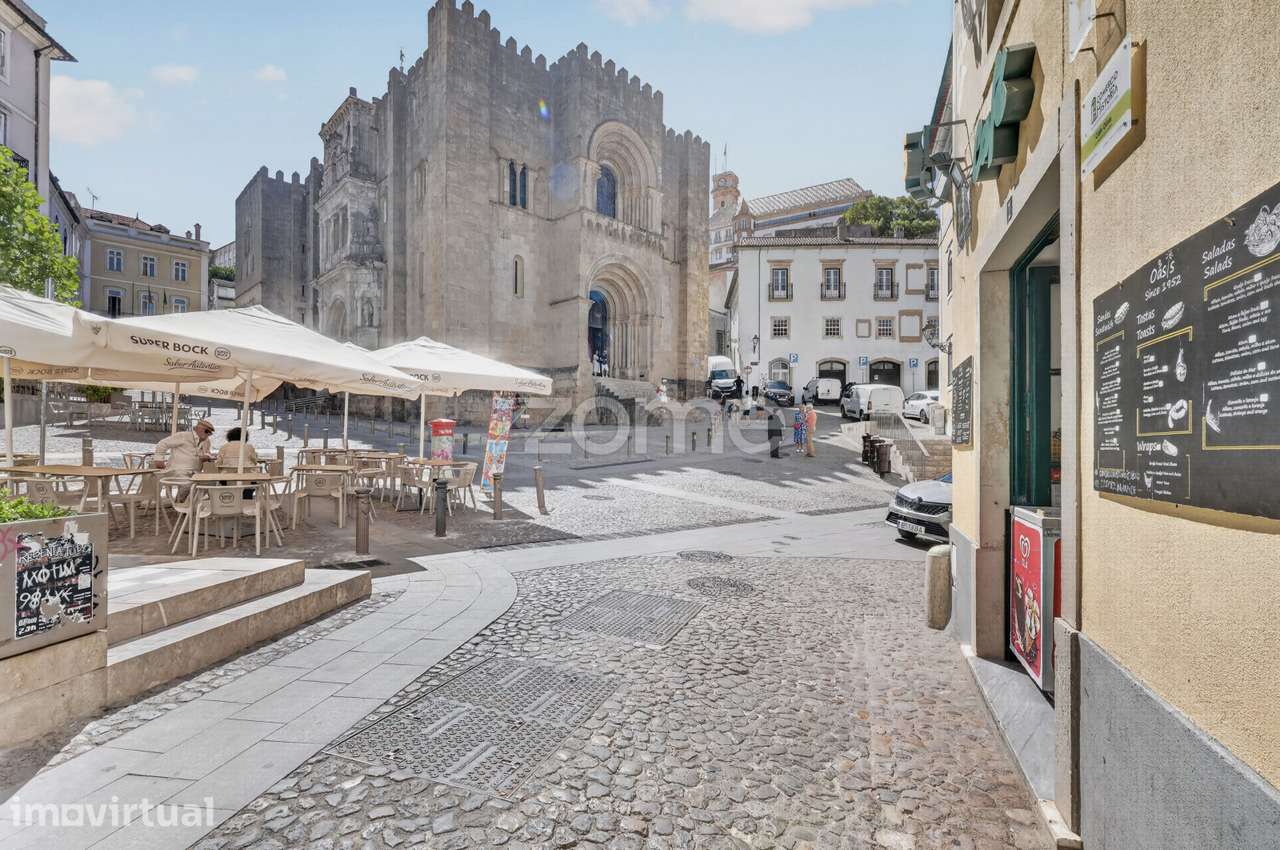 PRÉDIO HISTÓRICO NA SÉ VELHA (Coimbra) — UM INVESTIMENTO COM ALMA - Grande imagem: 4/23