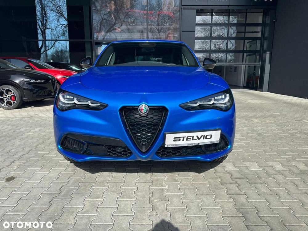 Alfa Romeo Stelvio - 5