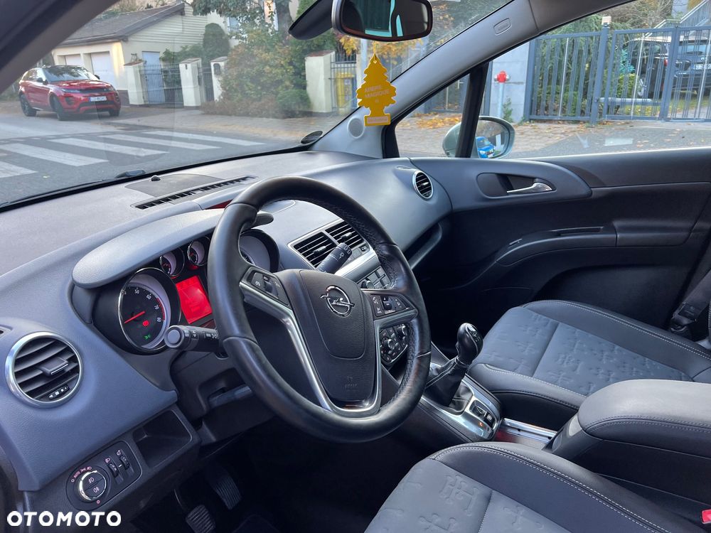 Opel Meriva 1.4 T Cosmo S&S - 18