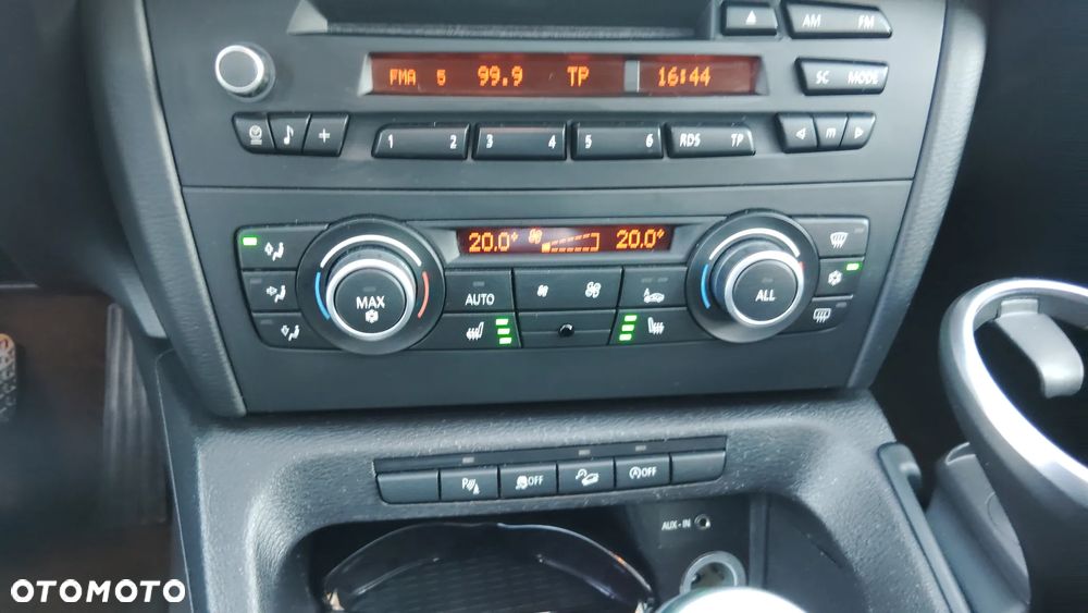 BMW X1 xDrive20d - 12