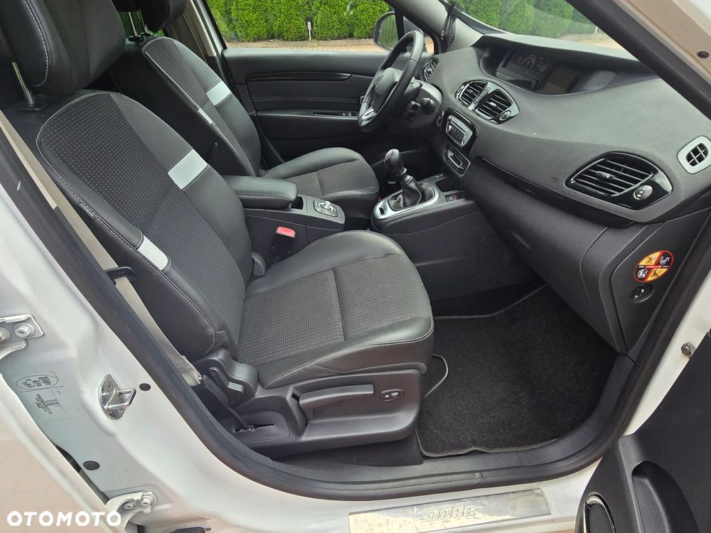 Renault Grand Scenic Gr 1.2 TCe Energy Bose Edition - 21