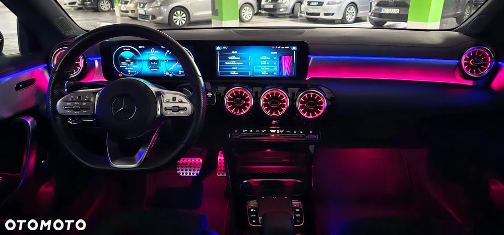 Mercedes-Benz CLA 250 E AMG Line 8G-DCT - 19
