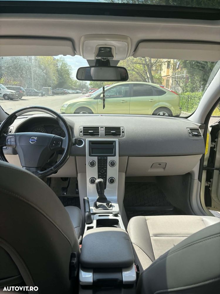 Volvo S40 2.4i Basic - 6