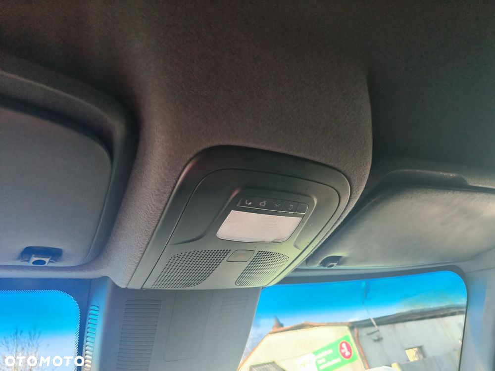 Mercedes-Benz SPRINTER wersja średnia Brygadówka 7-osobowa klima tempomat  salon Polska - 22