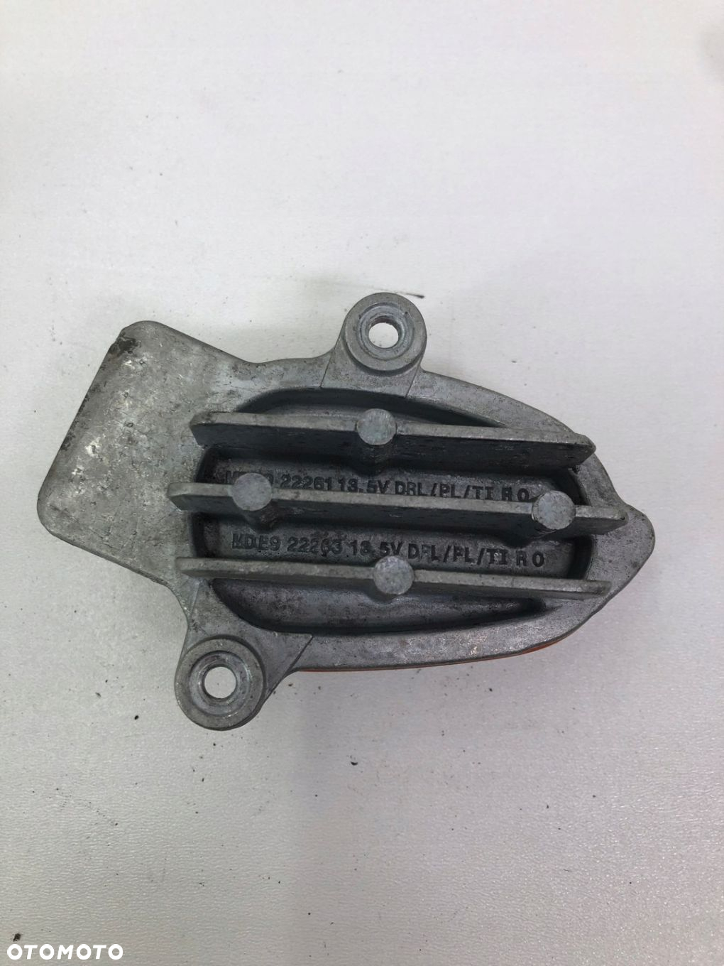 BMW X1 F48 LIFT PRZETWORNICA MODUŁ JEŻ LAMPY PRAWEJ MDE922261 - 2