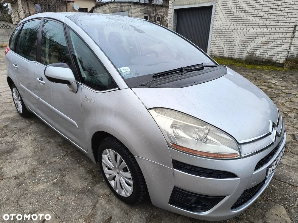 Citroën C4 1.6 HDi FAP Confort - 8