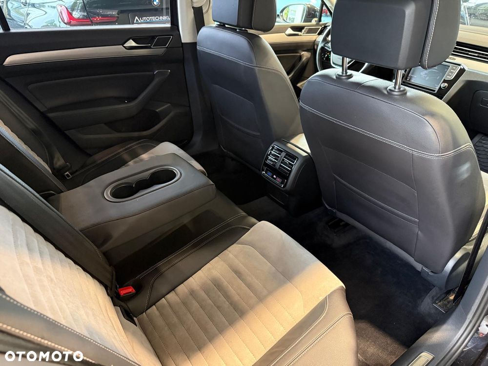 Volkswagen Passat 1.8 TSI BMT Comfortline DSG - 11