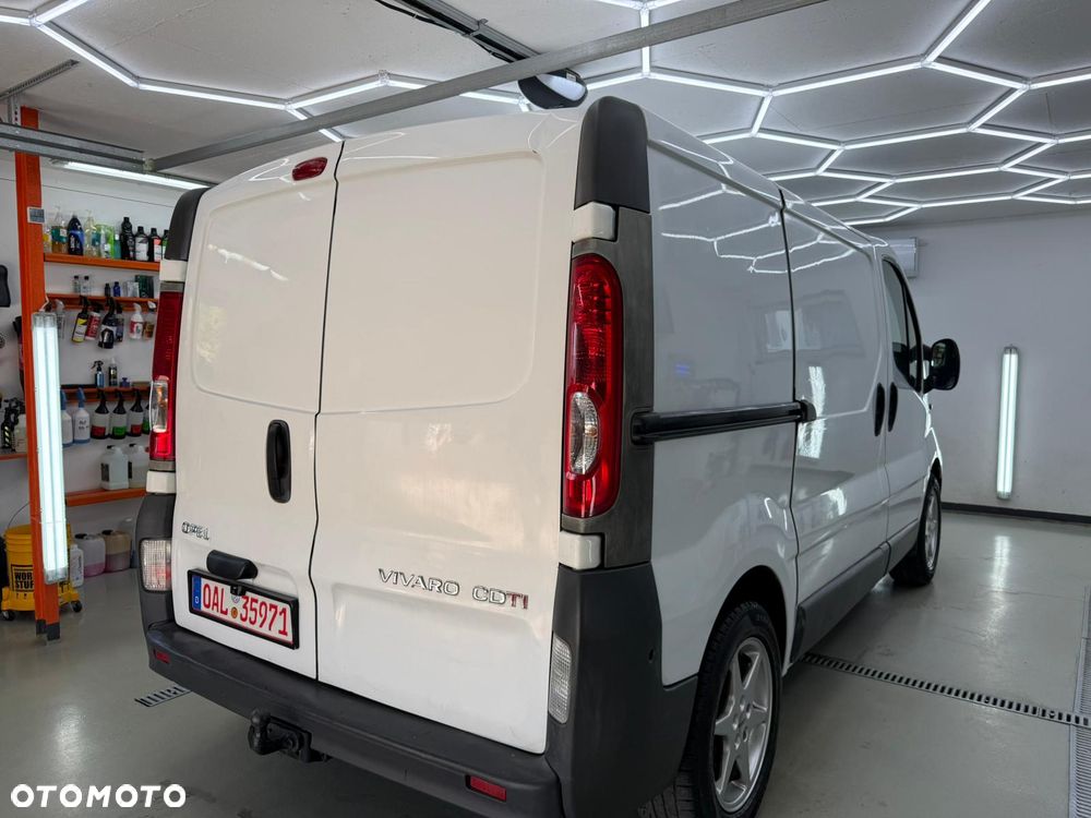 Opel Vivaro - 9