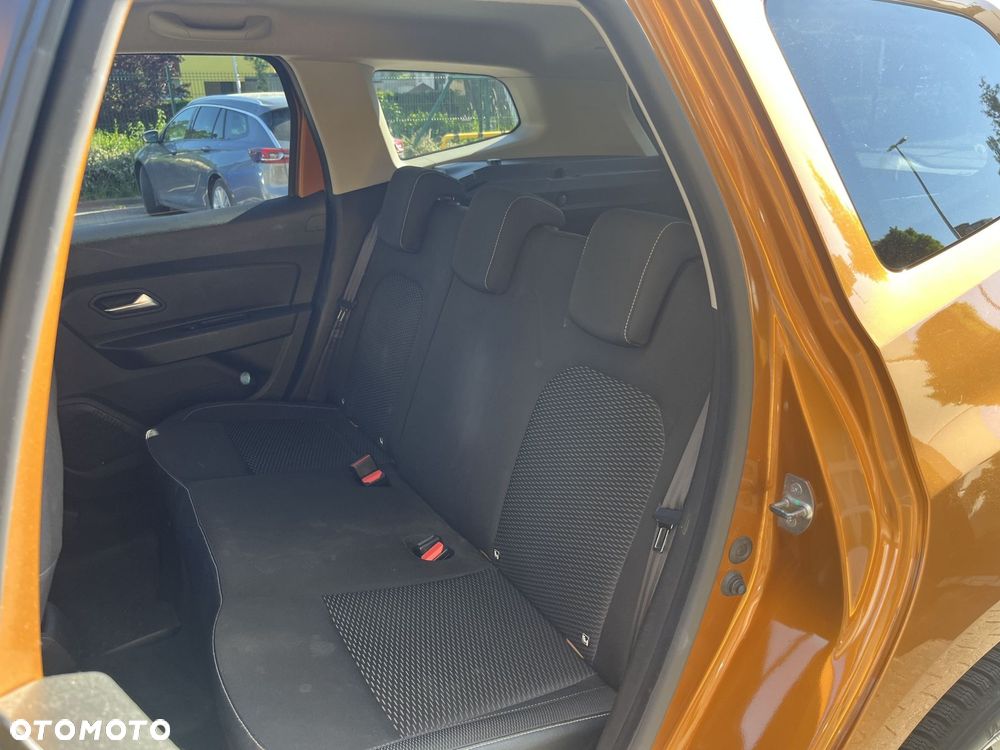 Dacia Duster 1.6 SCe Essential - 16
