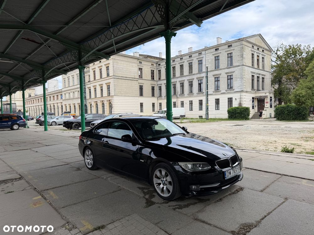 BMW Seria 3 318i - 6