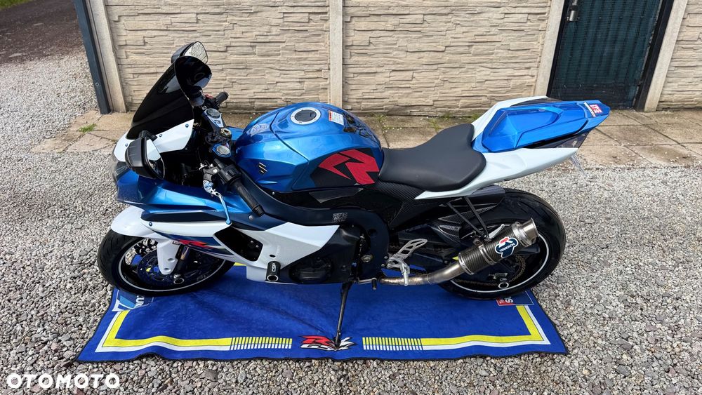 Suzuki GSX-R - 11