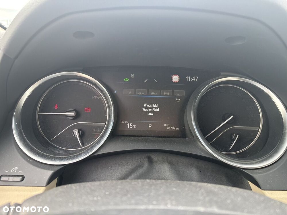 Toyota Camry 2.5 Hybrid Comfort CVT - 18