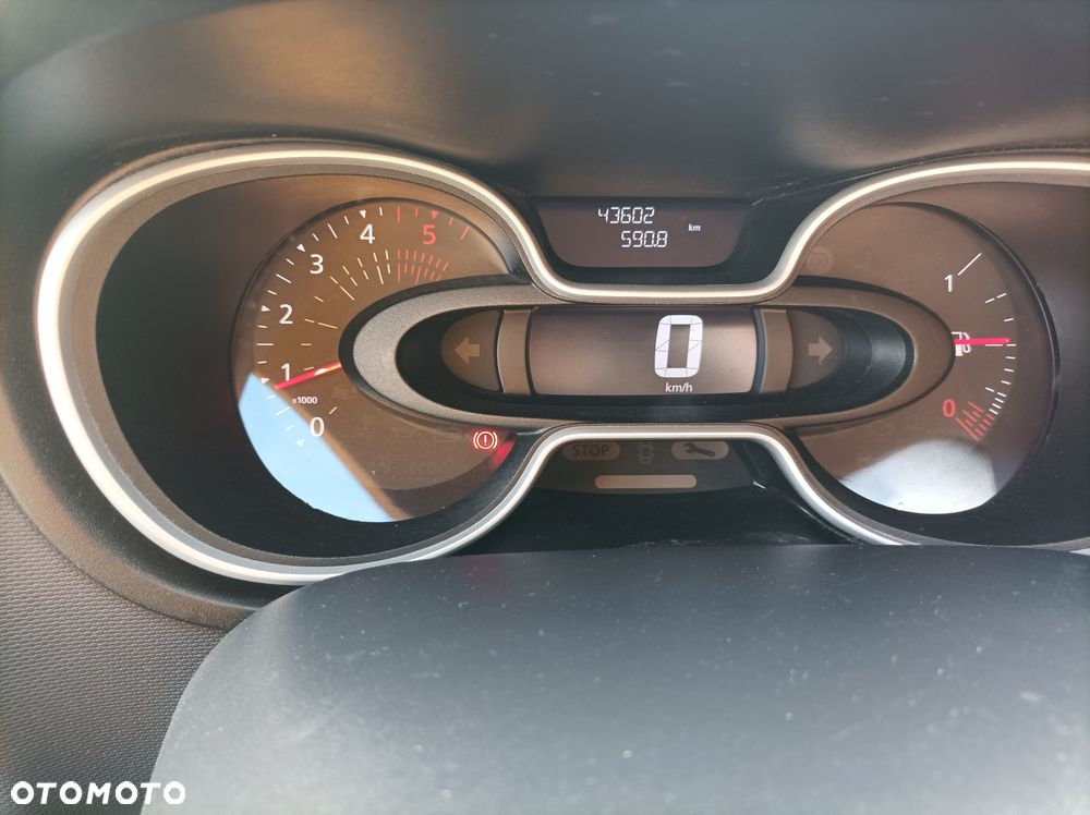 Renault TRAFIC - 19