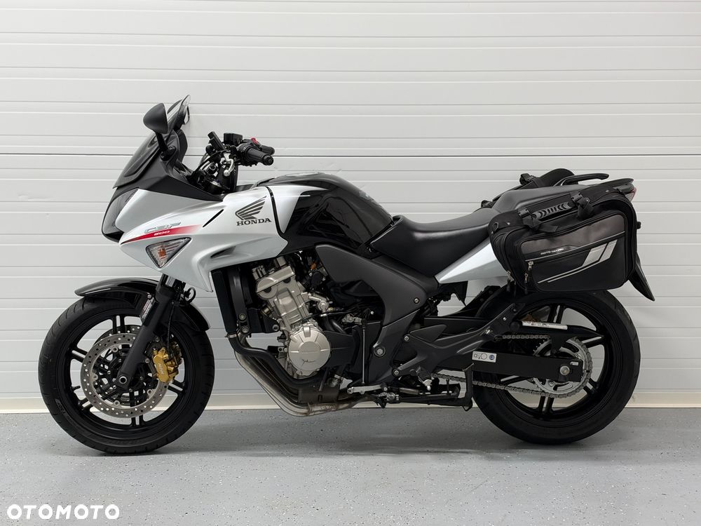 Honda CBF - 21