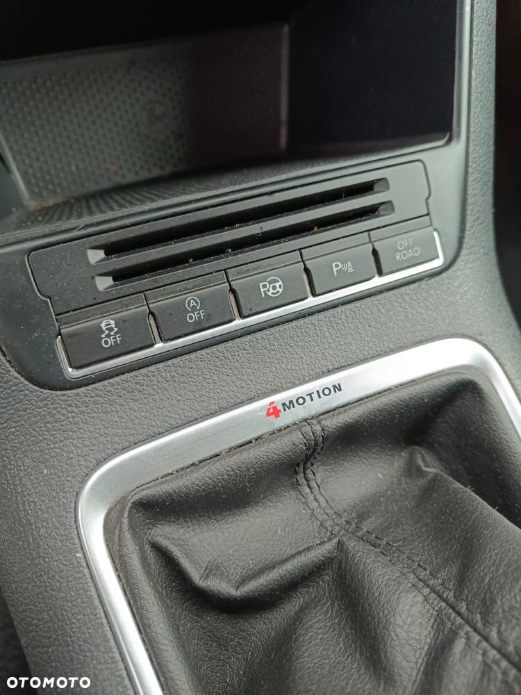 Volkswagen Tiguan 2.0 TDI DPF 4Motion BlueMotion Technology Cup Sport & Style - 17