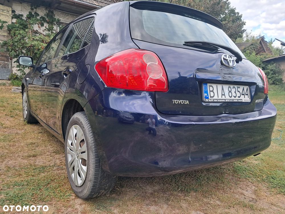 Toyota Auris 1.4 VVT-i - 10