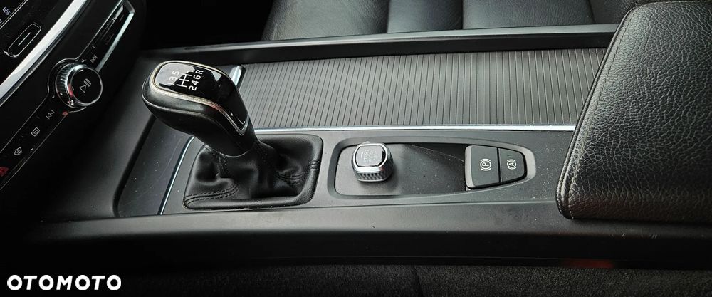 Volvo V60 D3 Summum - 15