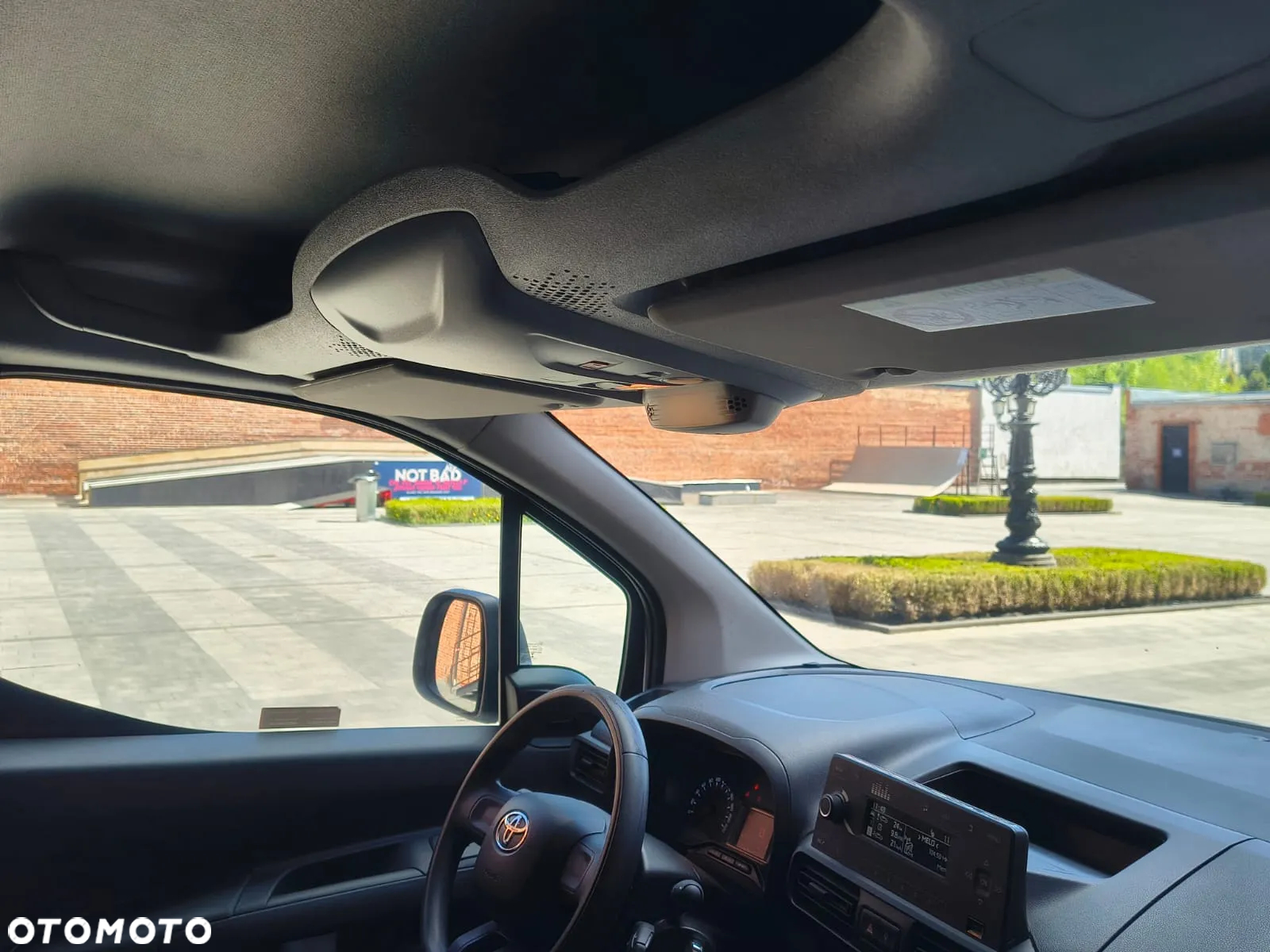Toyota ProAce CITY Kangoo Express PARTNER Berlingo - 31