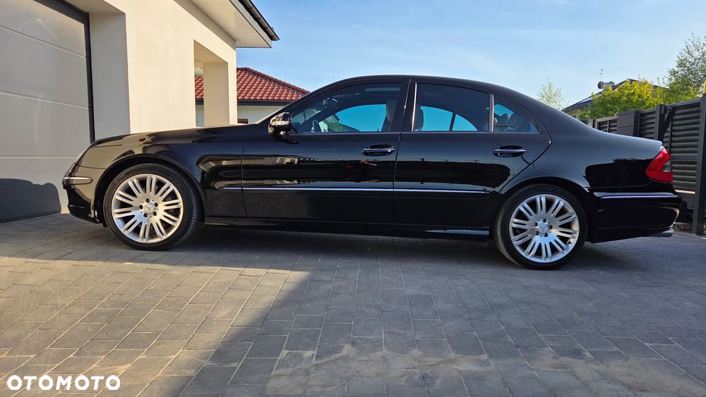 Mercedes-Benz Klasa E 500 7G-TRONIC Avantgarde BusinessEDITION - 3