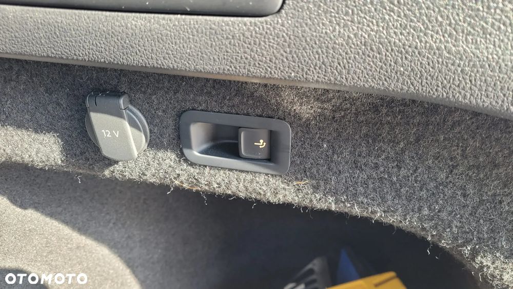 Volkswagen Passat 1.8 TSI BMT Highline DSG - 17