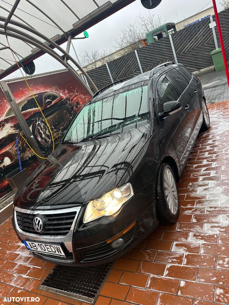 Volkswagen Passat 2.0TDI Sportline DPF DSG - 1