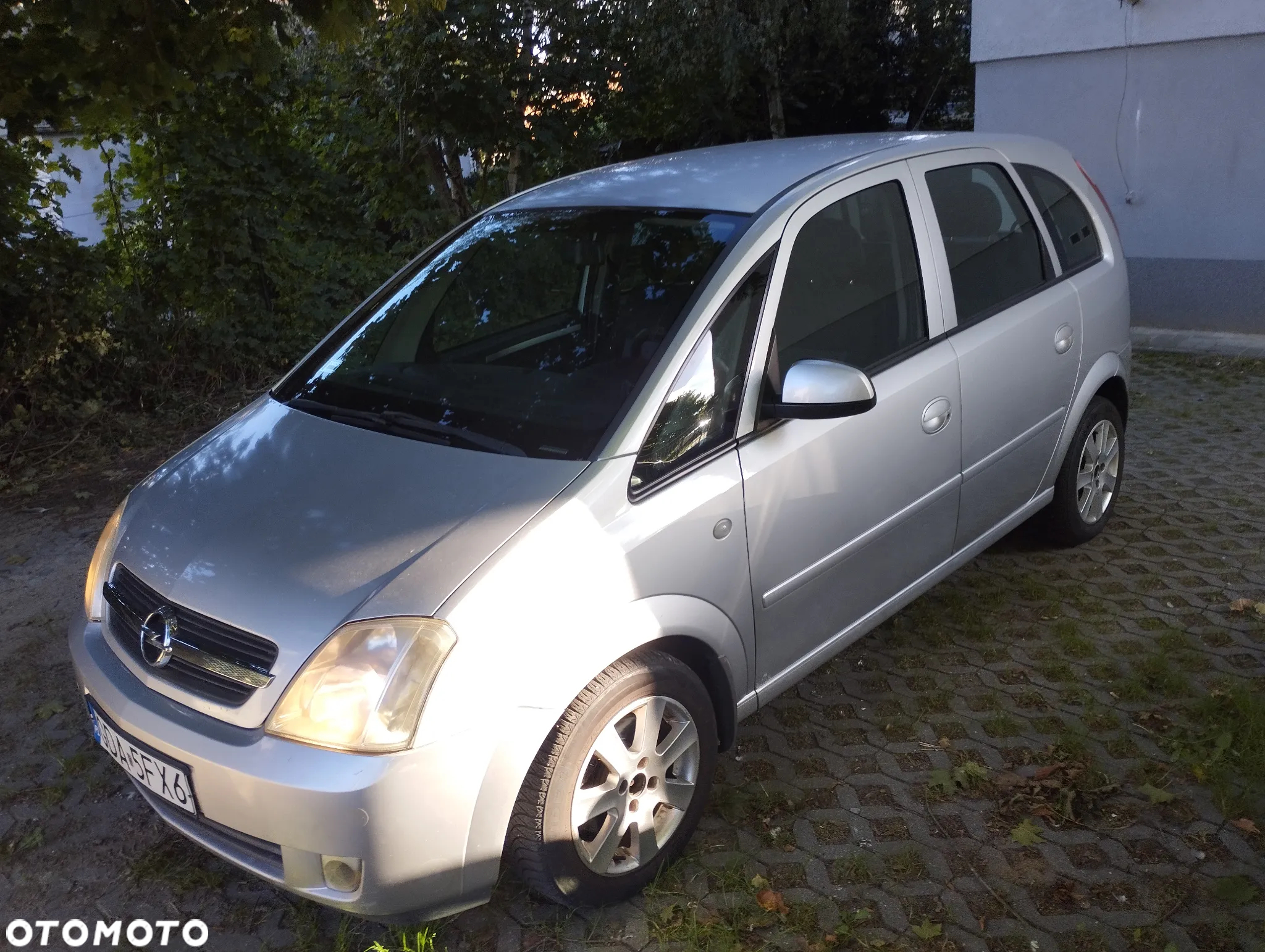 Opel Meriva 1.6 16V Essentia - 4