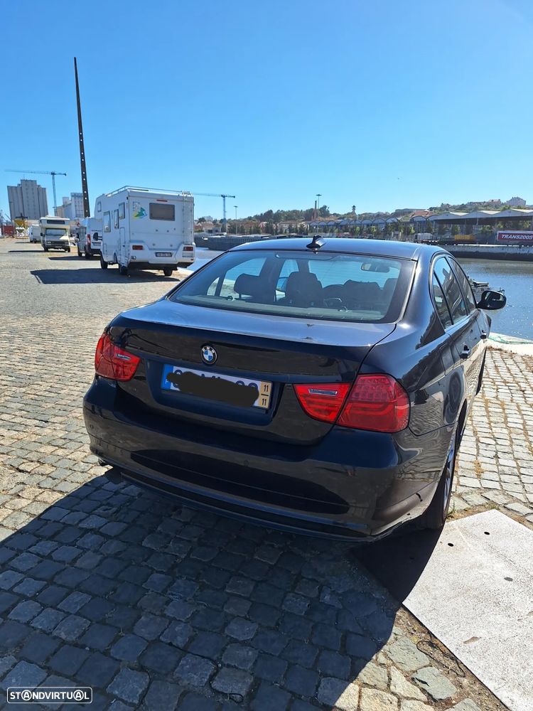 BMW 318 d - 5