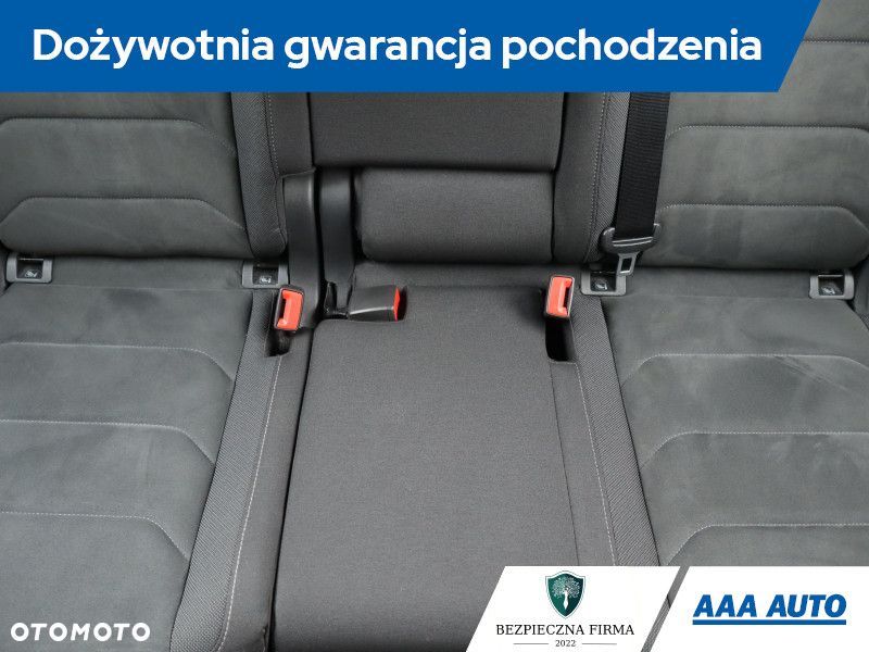 Volkswagen Tiguan - 11