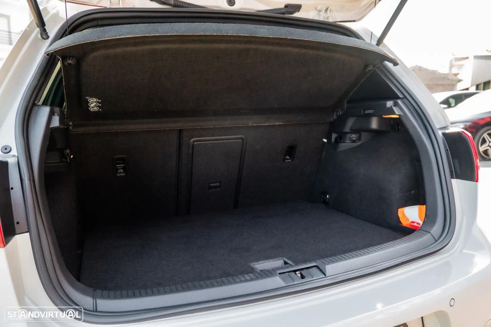 VW Golf 2.0 TSi GTi DSG Performance - 28