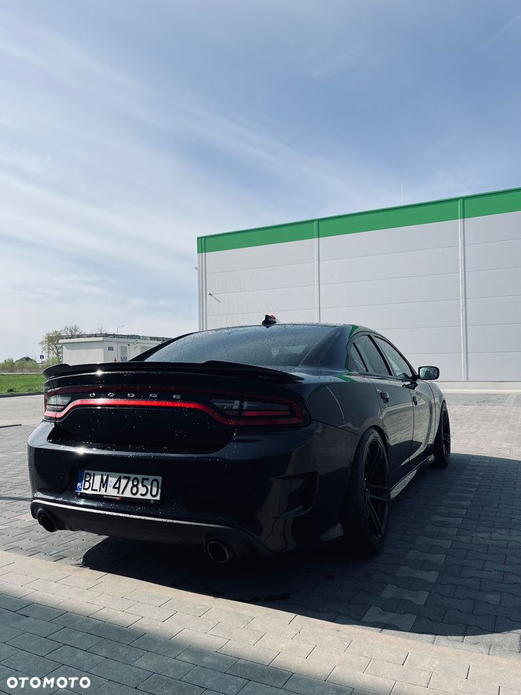 Dodge Charger 5.7 R/T - 10